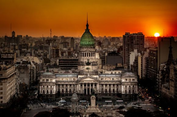 Atardecer en el Congreso de la Nación Argentina