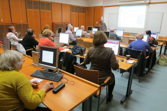 "Senior citizens learn to edit Wikipedia in special classes held in Prague's Municipal Library" photo by Pavla Pelikánová, licensed under CC-BY-SA-4.0.