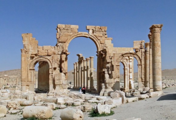 Palmyra_-_Monumental_Arch