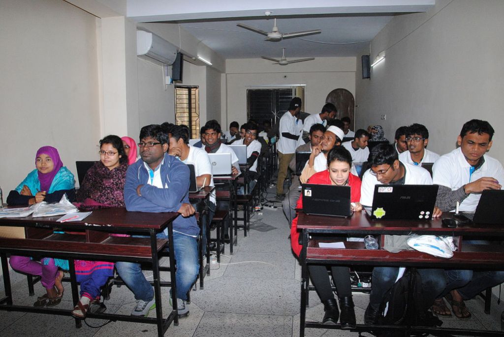 Bangla Wikipedia Workshop at Barendra University
